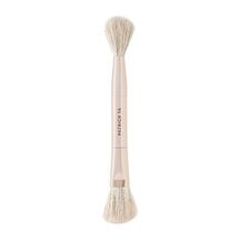 DUAL-ENDED TRANSITION BLUSH BRUSH (BROCHA DOBLE PUNTA)